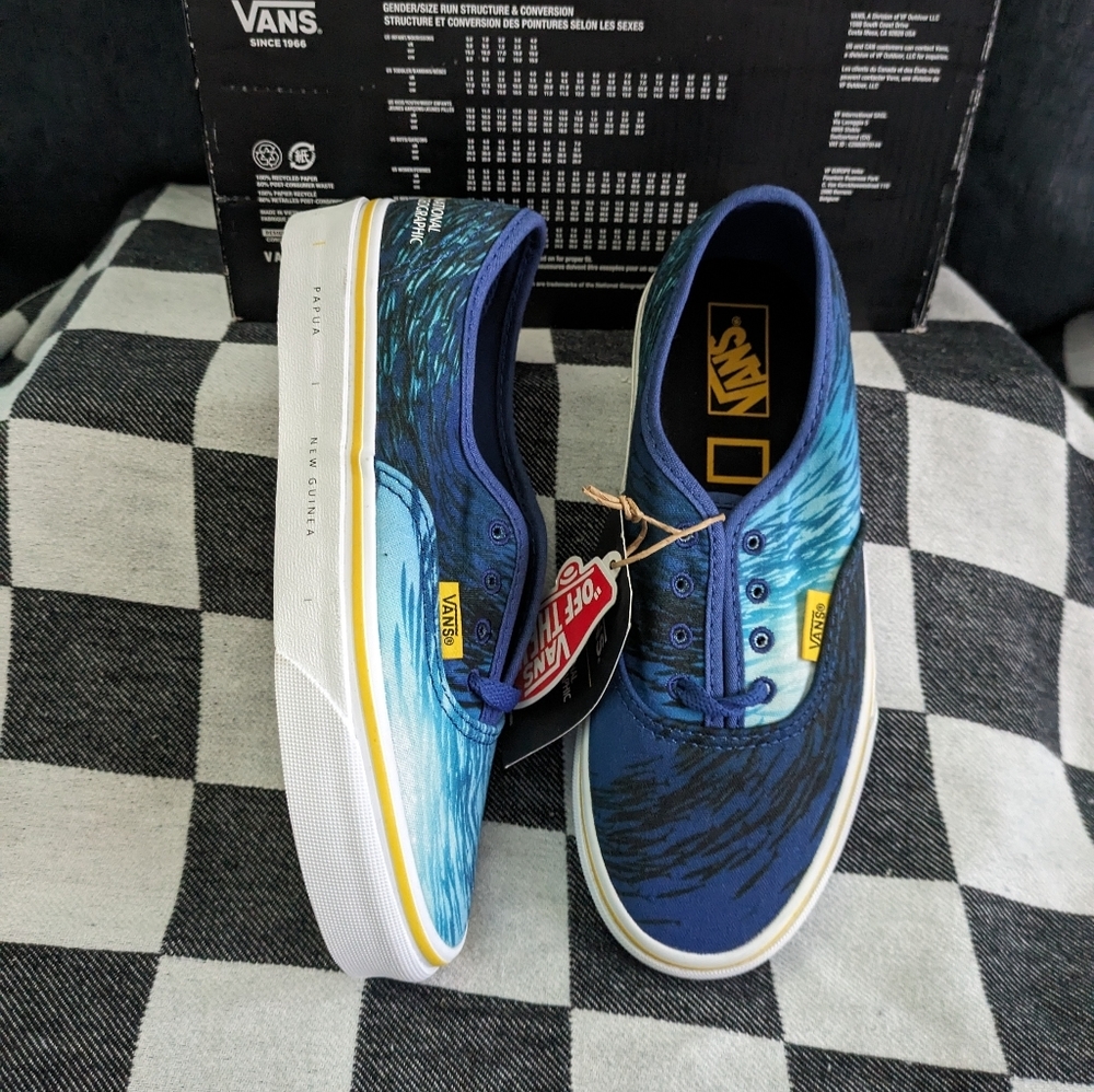VANS OFF THE WALL AUTHENTIC Kids 3.5 Youth NATIONAL GEOGRAPHIC OCEAN 1223 Blue - Picture 9 of 11